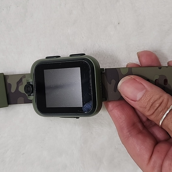 Kid's iTech Jr Green Camouflage Smart Watch - Picture 4 of 4